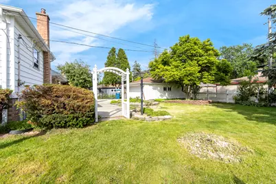 5425 Drury Lane, Oak Lawn, IL 60453 - Photo 9