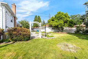 5425 Drury Ln, Oak Lawn, IL 60453 - Photo 9