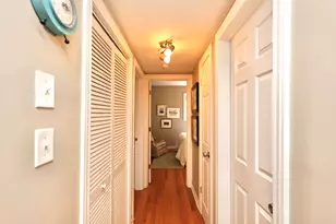 10115 Old Orchard Ct, Skokie, IL 60076 - Photo 23