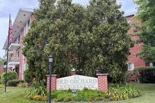 10115 Old Orchard Ct, Skokie, IL 60076 - Photo 27