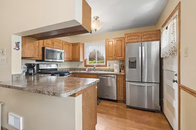 18646 Golfview Avenue, Homewood, IL 60430 - Photo 11