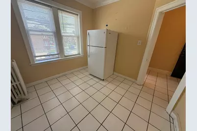 2146 S Gunderson Avenue #214, Berwyn, IL 60402 - Photo 9