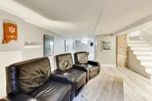 1425 Willow Ave, Des Plaines, IL 60016 - Photo 17