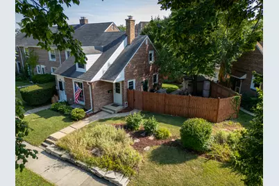 1425 Willow Avenue, Des Plaines, IL 60016 - Photo 31