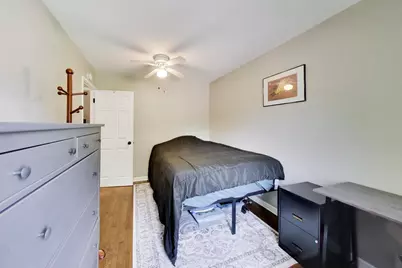 1425 Willow Avenue, Des Plaines, IL 60016 - Photo 15
