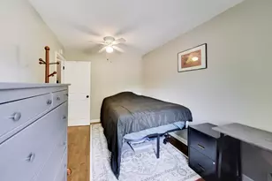 1425 Willow Ave, Des Plaines, IL 60016 - Photo 15