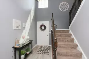 1074 Turin Dr, Hampshire, IL 60140 - Photo 3