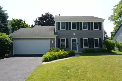 31 S Windsor Place, Mundelein, IL 60060 - Photo 1