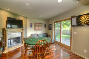 31 S Windsor Pl, Mundelein, IL 60060 - Photo 11