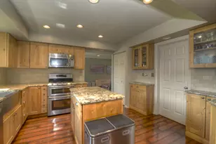 31 S Windsor Pl, Mundelein, IL 60060 - Photo 9