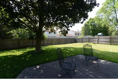 31 S Windsor Place, Mundelein, IL 60060 - Photo 27