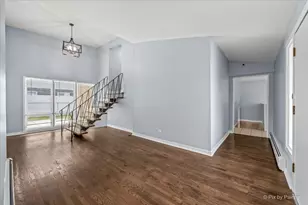 11013 Terrace Ln, Hillside, IL 60162 - Photo 7