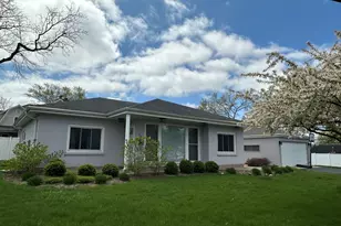 941 41st St, Downers Grove, IL 60515 - Photo 1