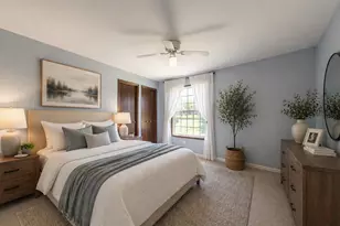 920 MacArthur Dr, Chicago Heights, IL 60411 - Photo 5