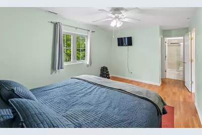 6400 N Sacramento Avenue #208, Chicago, IL 60645 - Photo 15