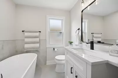 5318 S Narragansett Avenue, Chicago, IL 60638 - Photo 13