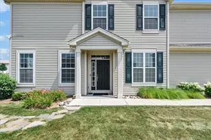 8500 Stillwater Rd, Wonder Lake, IL 60097 - Photo 27