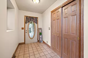 118 El Dorado Ct, Minooka, IL 60447 - Photo 3
