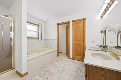 27W390 Waterford Drive, Winfield, IL 60190 - Photo 19
