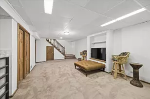 27W390 Waterford Dr, Winfield, IL 60190 - Photo 27