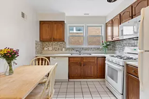 8920 Lamon Ave, Skokie, IL 60077 - Photo 3