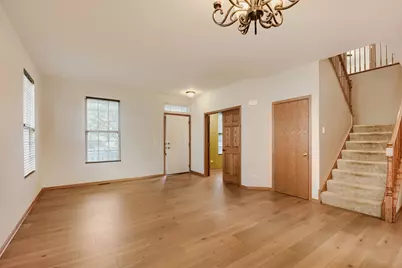 7300 Yorkshire Street, Joliet, IL 60431 - Photo 5