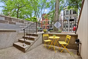 1446 W Lexington St, Chicago, IL 60607 - Photo 39