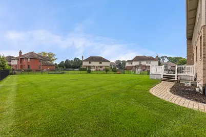 [Address not provided], New Lenox, IL 60451 - Photo 5