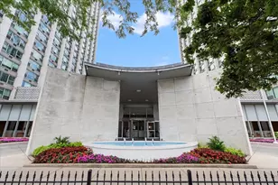 3600 N Lake Shore Dr, Chicago, IL 60613 - Photo 1