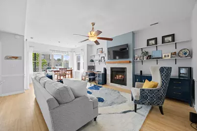 4405 S Lake Park Avenue #2, Chicago, IL 60653 - Photo 3