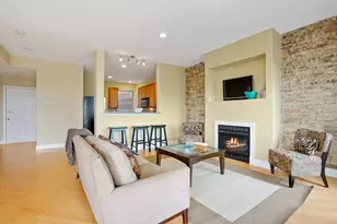 5884 N Ridge Ave, Chicago, IL 60660 - Photo 3