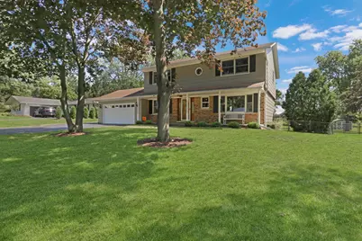 15033 W Redwood Lane, Libertyville, IL 60048 - Photo 3