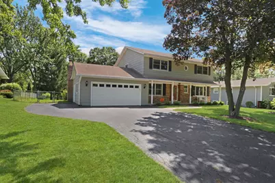 15033 W Redwood Lane, Libertyville, IL 60048 - Photo 1