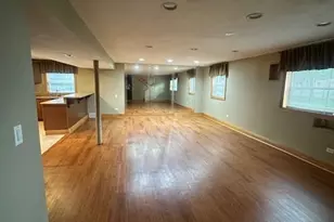 9S711 Brookbank Rd, Willowbrook, IL 60527 - Photo 13