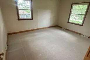 9S711 Brookbank Rd, Willowbrook, IL 60527 - Photo 11