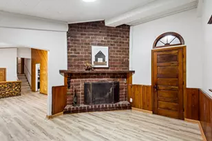 1819 Elmwood Dr, Lindenhurst, IL 60046 - Photo 9