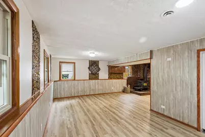 1819 Elmwood Drive, Lindenhurst, IL 60046 - Photo 15