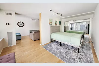 233 E Erie Street #1904, Chicago, IL 60611 - Photo 23