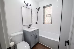 5737 N Washtenaw Ave, Chicago, IL 60659 - Photo 11