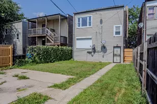1523 E 74th Pl, Chicago, IL 60619 - Photo 9