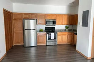 555 Strack St, Cortland, IL 60112 - Photo 3