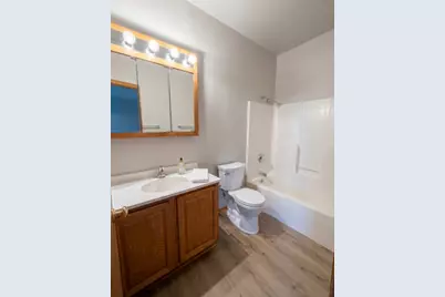 555 Strack Street #202, Cortland, IL 60112 - Photo 5