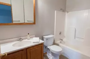 555 Strack St, Cortland, IL 60112 - Photo 5