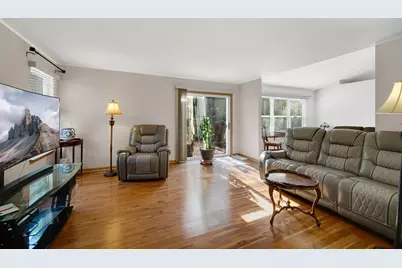 [Address not provided], Aurora, IL 60502 - Photo 7