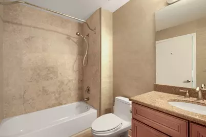 811 W 15th Place #303, Chicago, IL 60608 - Photo 11