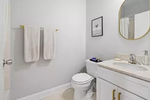 2240 W North Ave, Chicago, IL 60647 - Photo 15