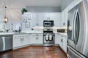16113 S Messenger Circle, Homer Glen, IL 60491 - Photo 11
