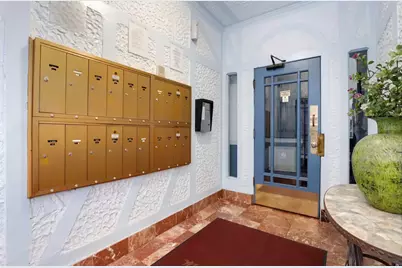 844 W Ainslie Street #N2, Chicago, IL 60640 - Photo 3