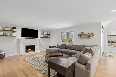 658 Lexington Square W, Gurnee, IL 60031 - Photo 11