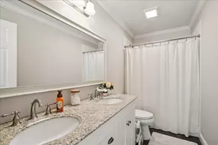 658 Lexington Square W, Gurnee, IL 60031 - Photo 29